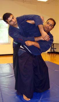 Shinden-Fudo-Ryu-Dakentaijutsu-2